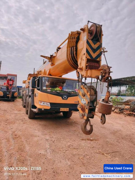 Buy XCMG 80L6 Used Crane / 1